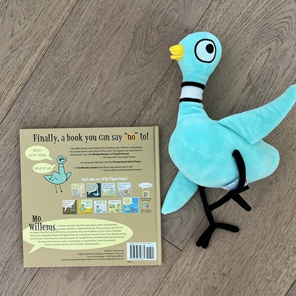 Book & Stuffy “Don’t Let the Pigeon Drive the Bus!” - Picture 4 of 4